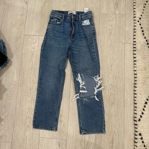 ABERCROMBIE AND FITCH jeans 2 - Picture 2 of 6
